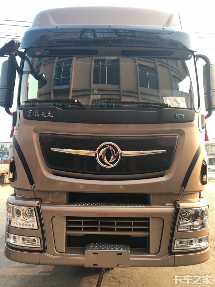 喜提东风天龙旗舰560带液缓