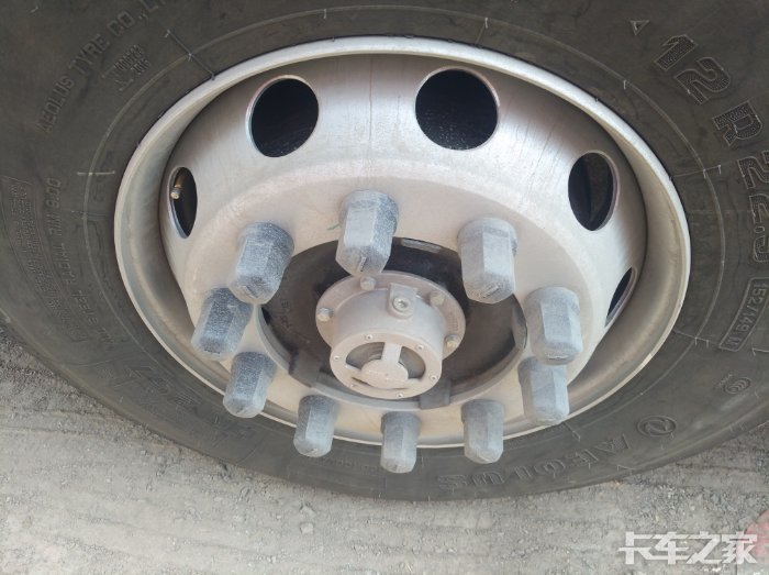 康迈德纳长维护车桥