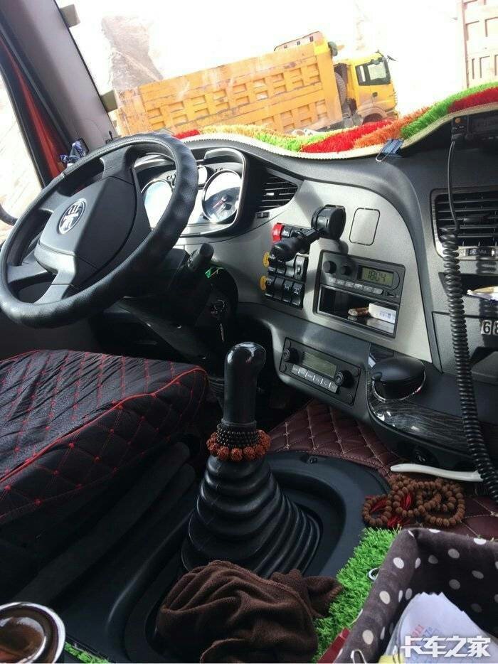 解放j6p350马力高栏货车,法士特12档箱,除了看转速,挂每个档对应的