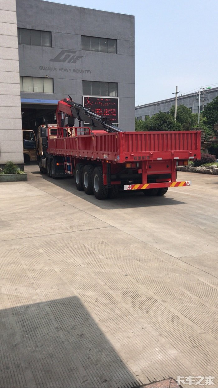 半挂随车吊