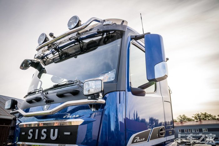 细细品味两款芬兰西苏的工程道路维护车