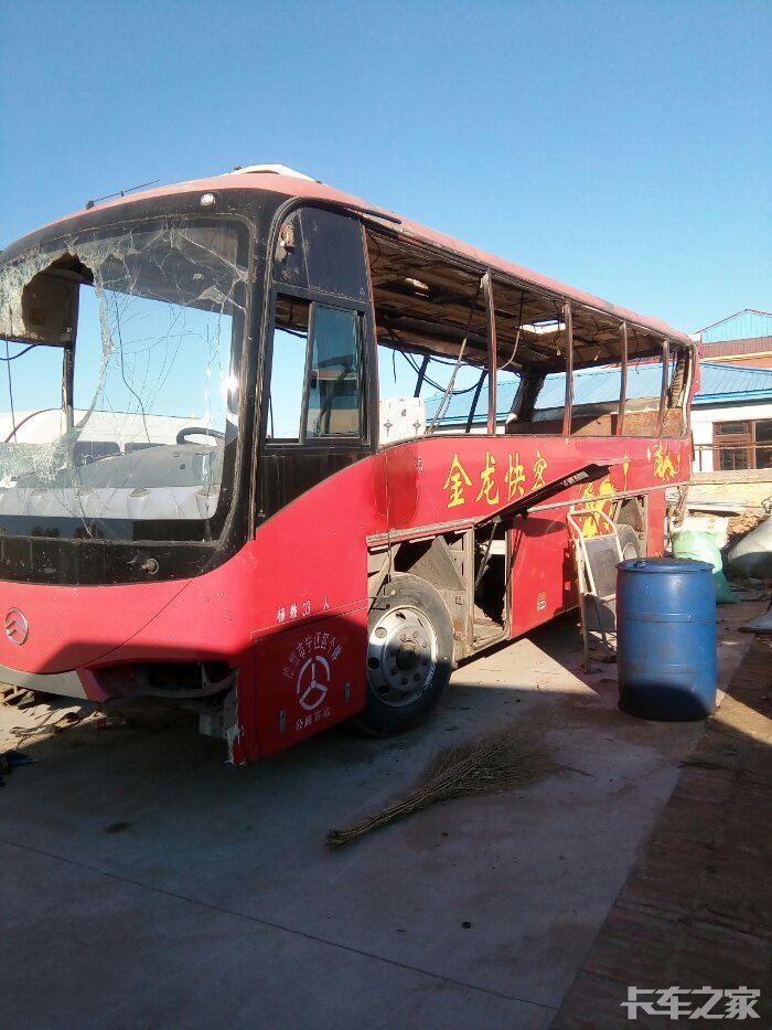 报废的客车