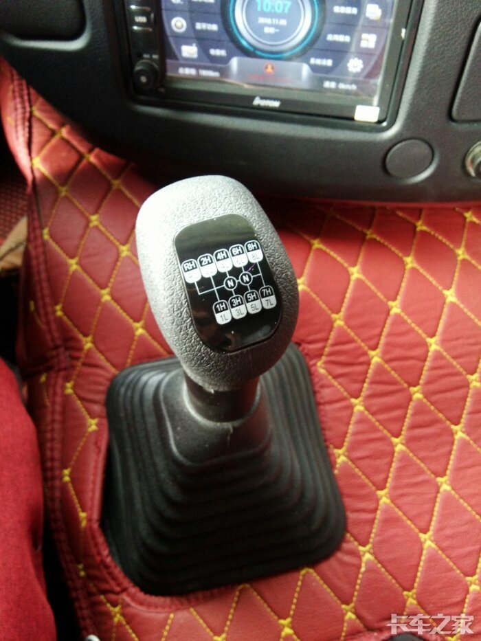 est510马力采埃孚16档新车上路一上坡档杆异响