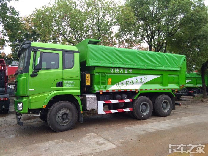德龙*5.6m x3000 渣土车