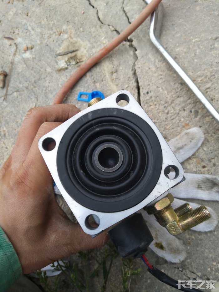 威伯科刹车总泵