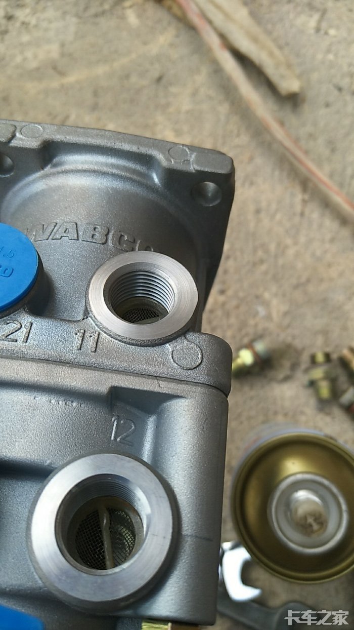 威伯科刹车总泵