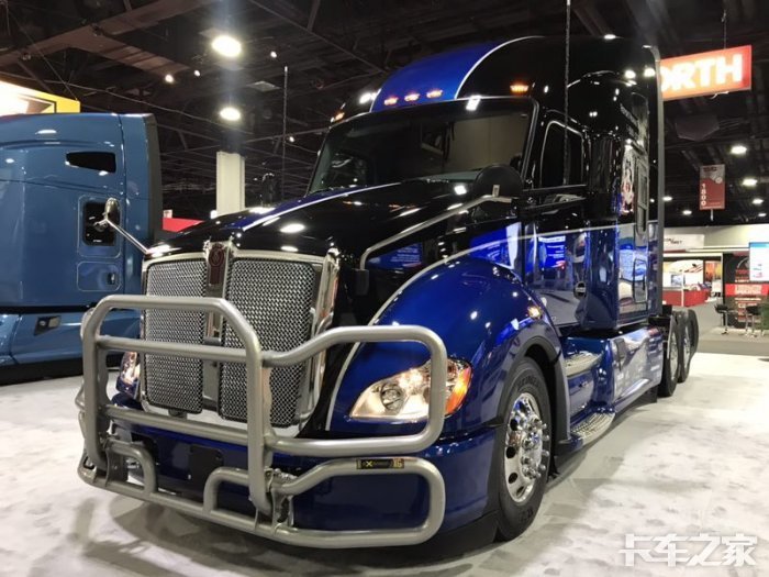 带大杠的肯沃斯.