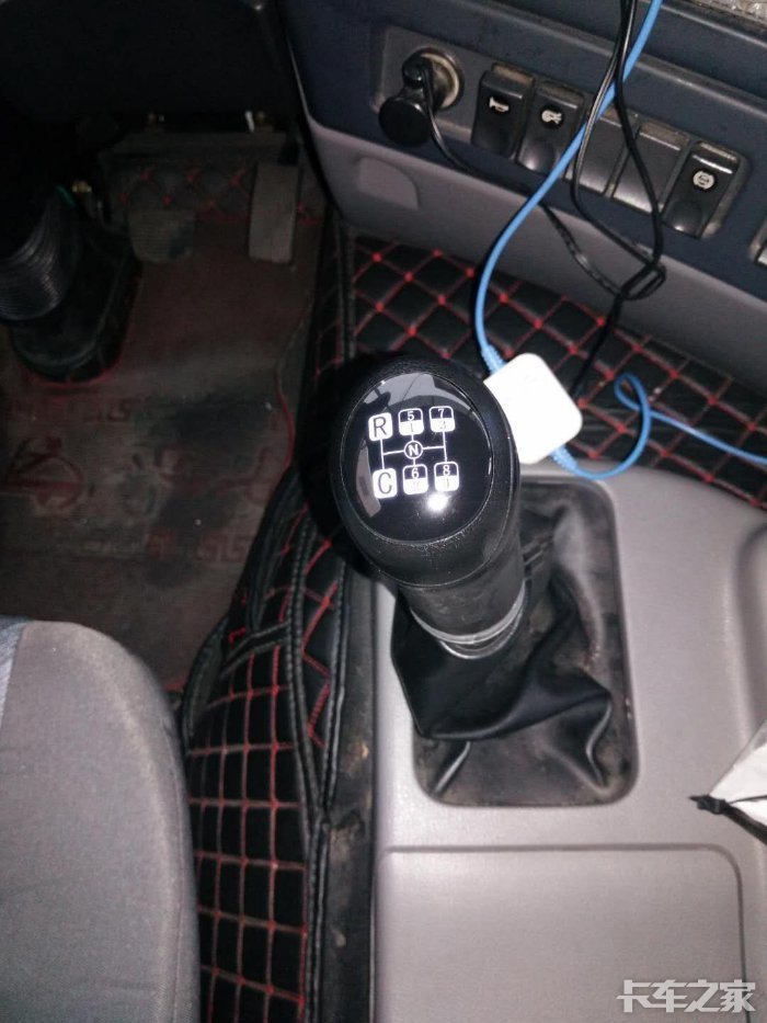 东风天龙的八档半变速箱