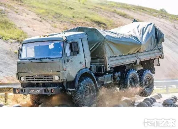 俄罗斯kamaz5350军车 