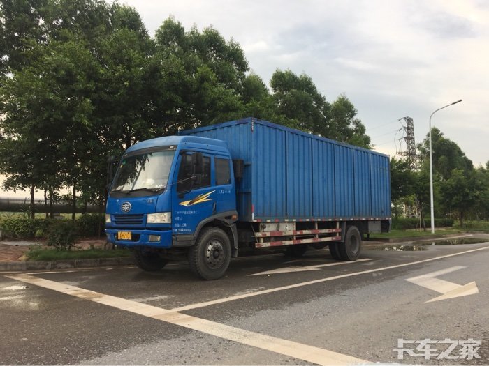 招聘司机货车_4.2米货车司机招聘月收入工资是多少