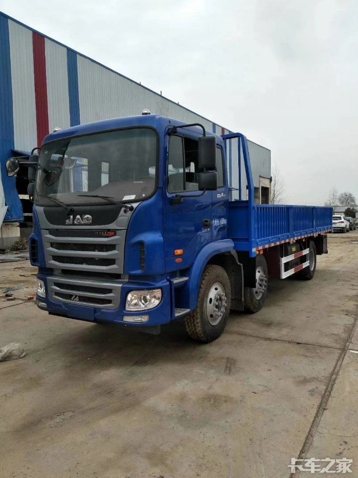 求助6米8三桥车都去那几款