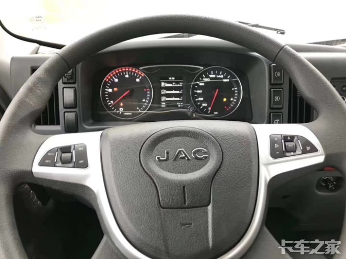 江淮骏铃v8绿通好帮手