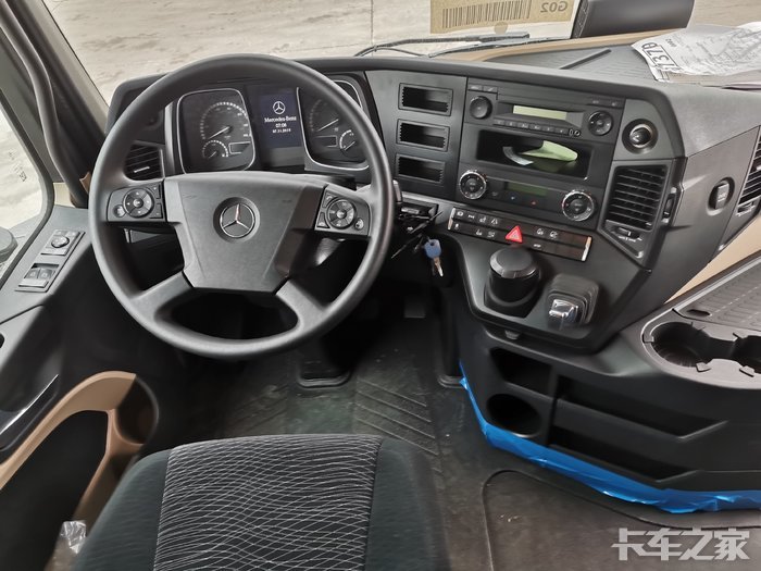 梅赛德斯奔驰新阿克托斯提车了