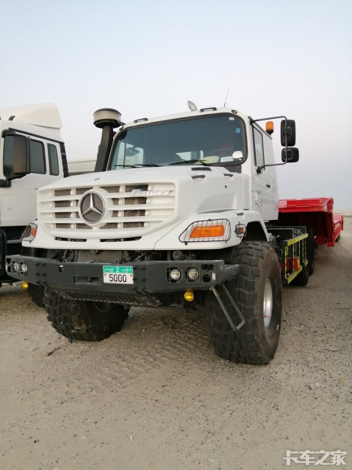 奔驰乌尼莫克zetros6乘6