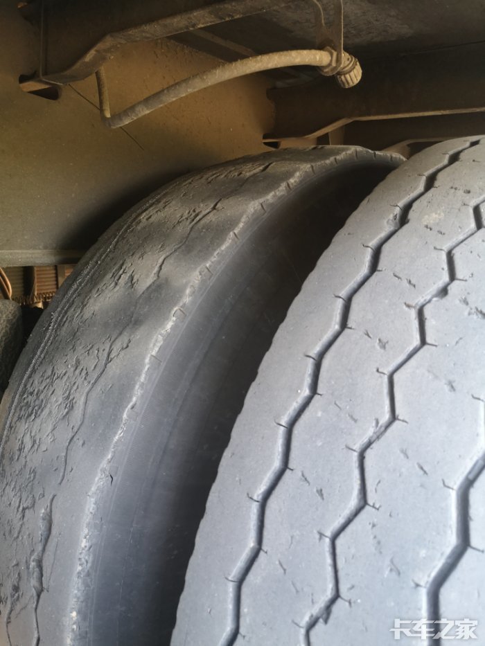 挂车吃胎问题