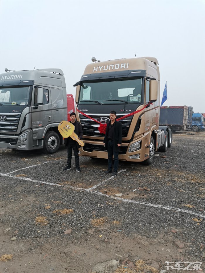 创虎牵引车有多省油聊城到云南总重49吨百公里油耗32l