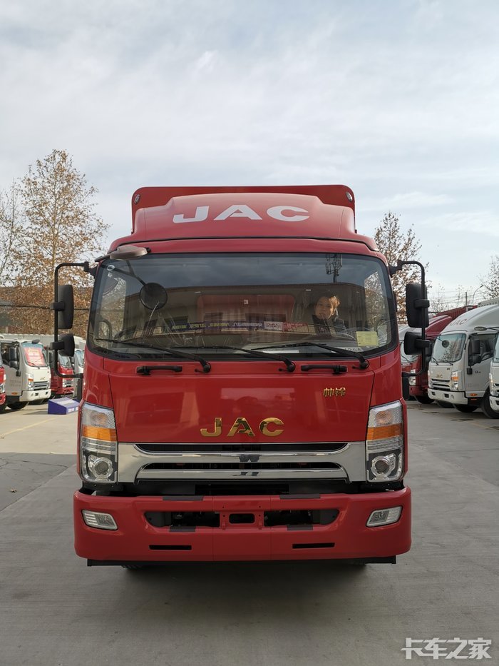 喜提帅铃q8绿巨人