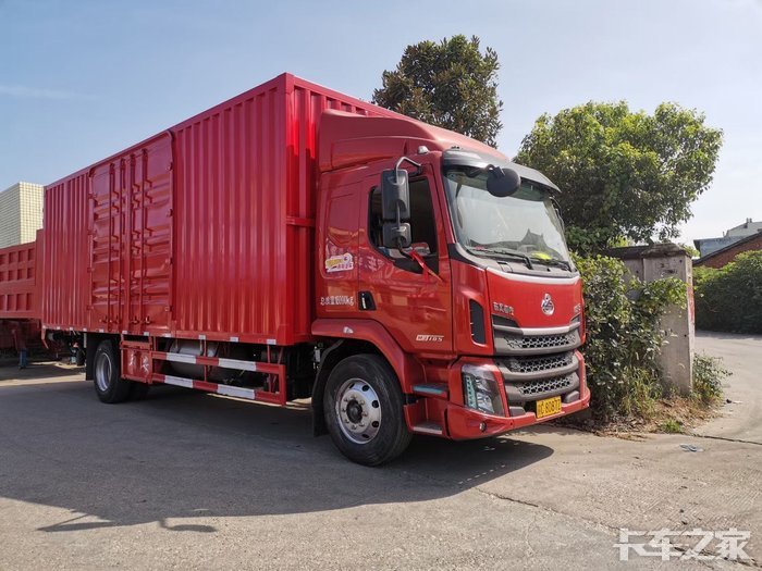 乘龙m3物流快递中短途运输首选品牌