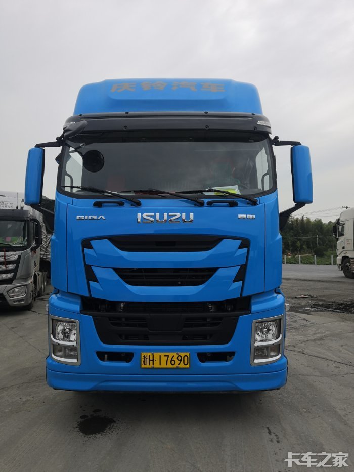 庆铃巨咖牵引车油耗实测