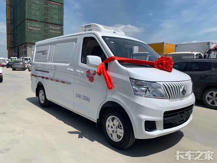 国六排放长安睿行m80面包冷藏车