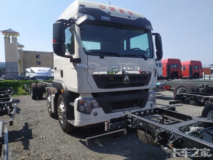 用户心声中国重汽豪沃tx5载货车就是好