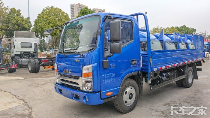 江淮帅铃q3平板车