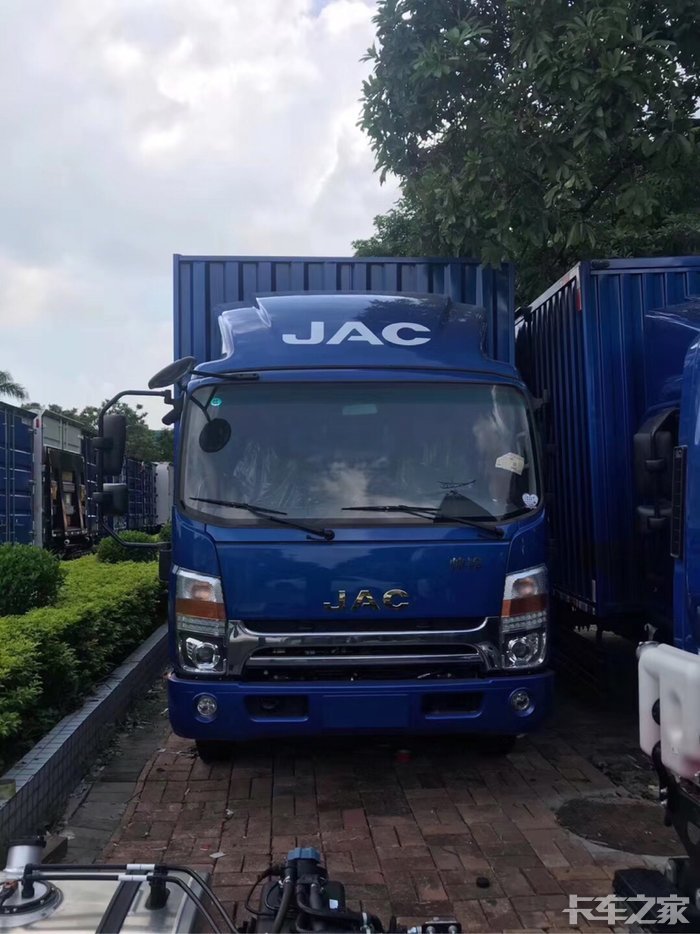 江淮帅铃五十铃2.8排量120马力,5挡