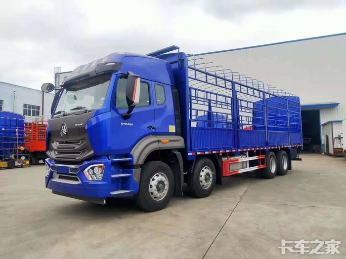 重汽豪瀚载货车入驻新疆啦n5g新车靓颜