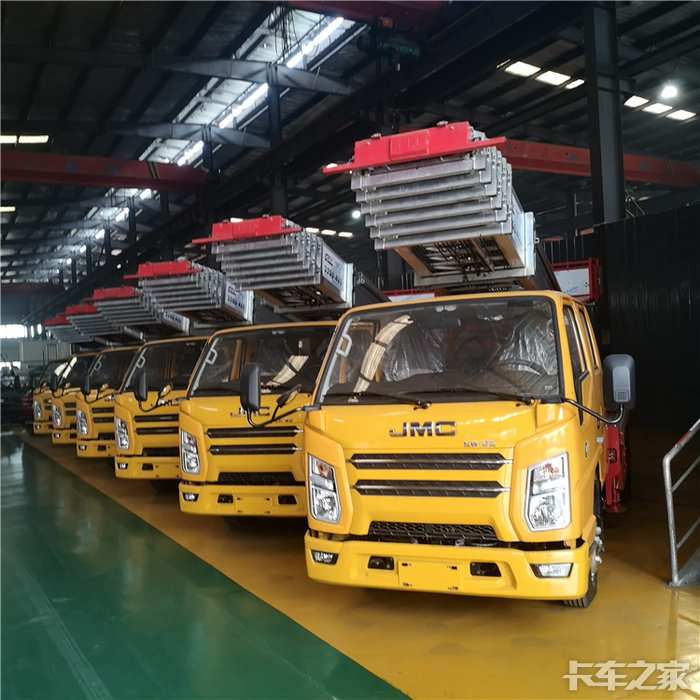 2021款新型云梯车上料车