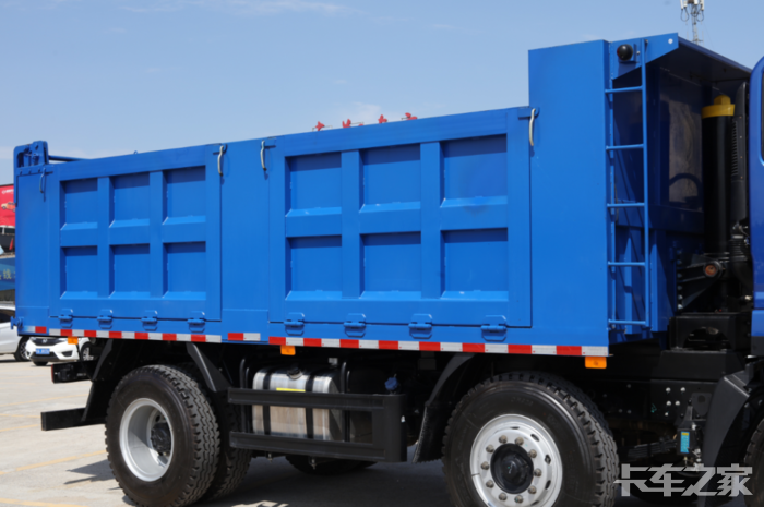 江淮6x2三轴工程车,最靠谱的赚钱机器! _ 卡车之家论坛