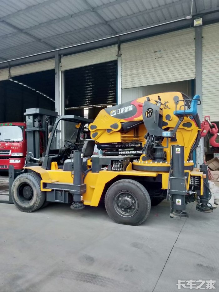 杭州10吨叉车配50吨叉车尾吊