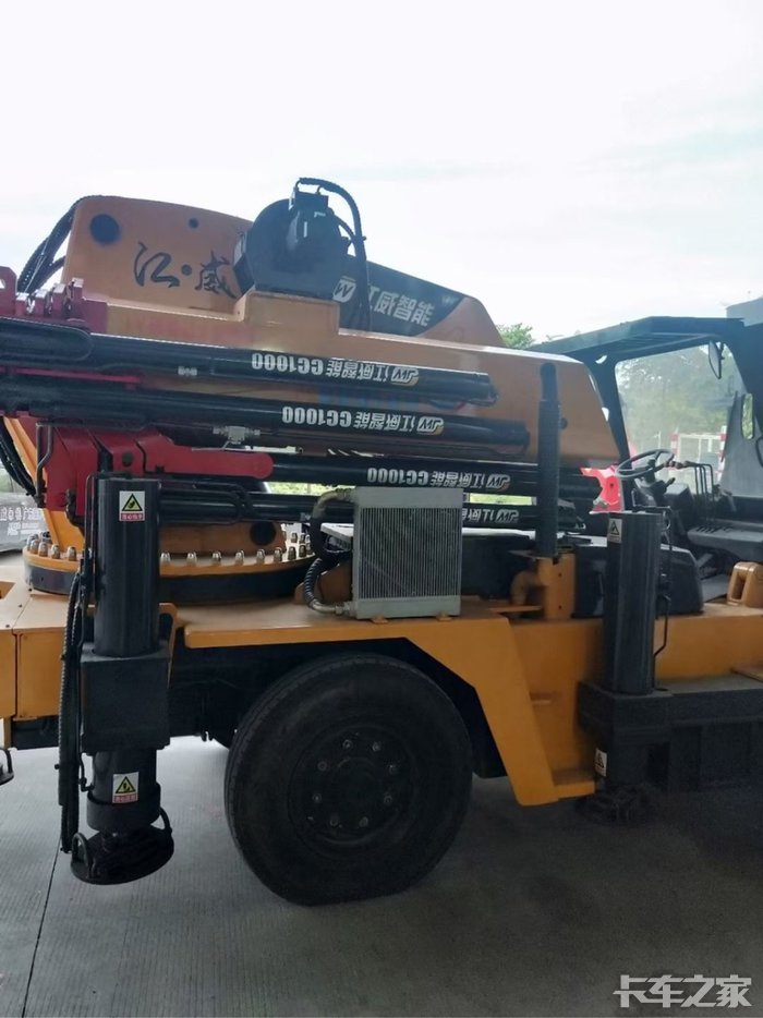 杭州10吨叉车配50吨叉车尾吊