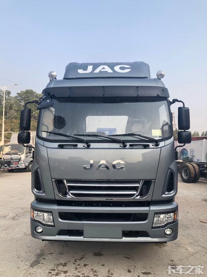 江淮德沃斯---驾驶楼篇