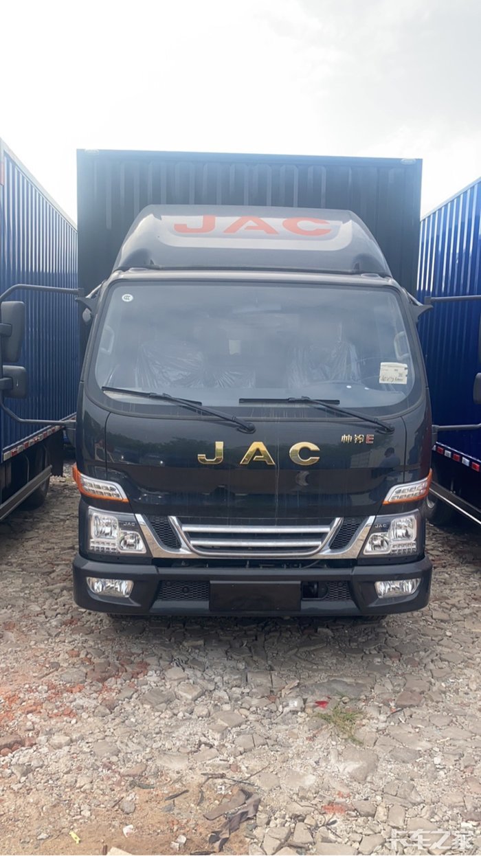 江淮大中体帅铃e怎么样11万左右