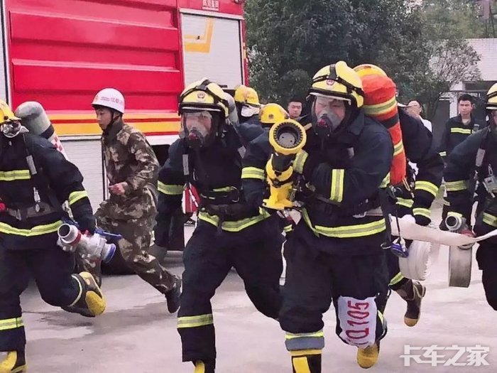 最平凡的英雄和他们的消防车 卡车之家论坛