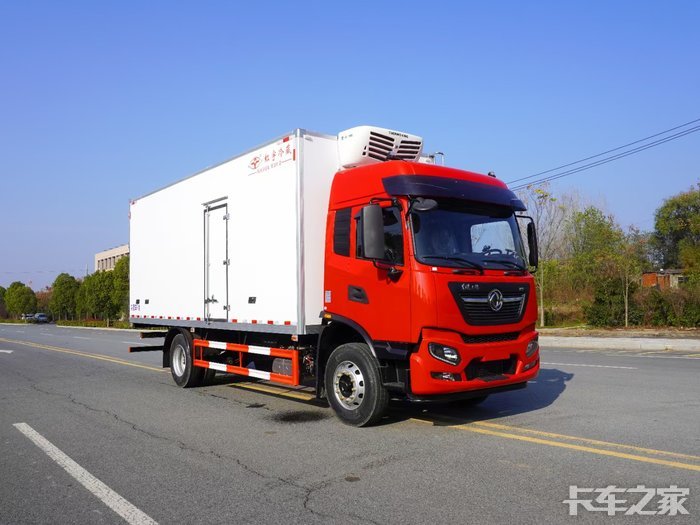 东风天锦kr高顶双卧