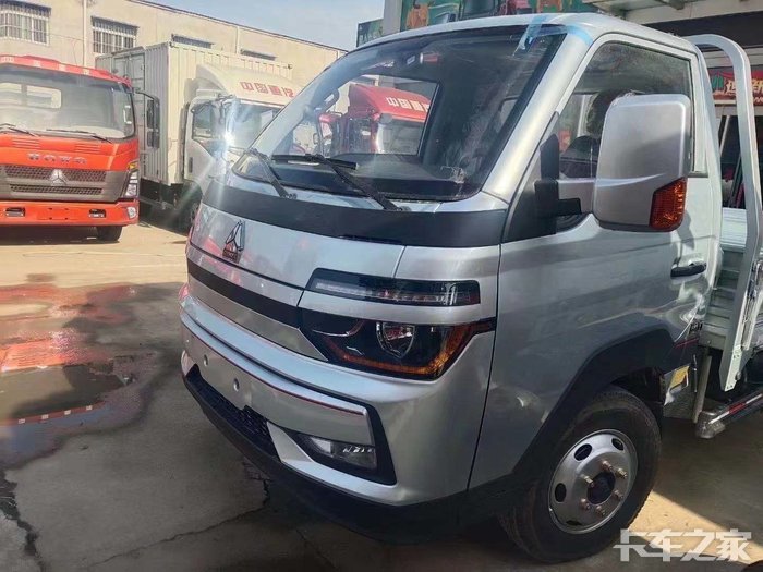 听说重汽出了一款柴油小卡
