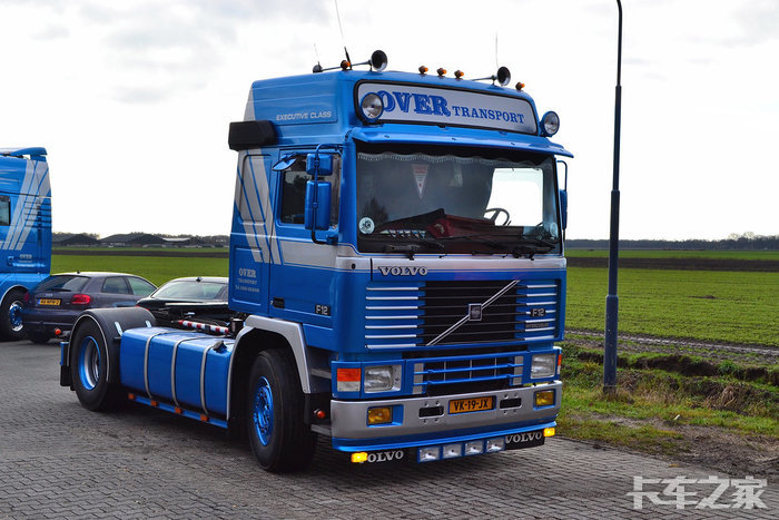 西苏sisu的长头平头卡车