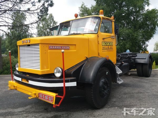 西苏sisu的长头平头卡车