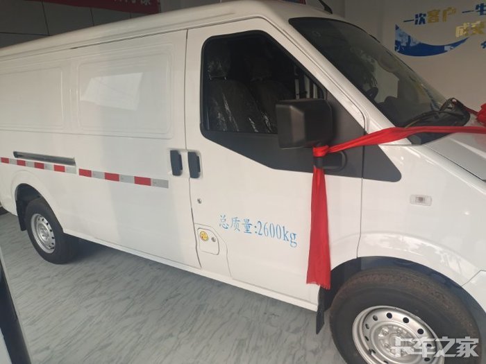 货拉拉神车超大空间中面