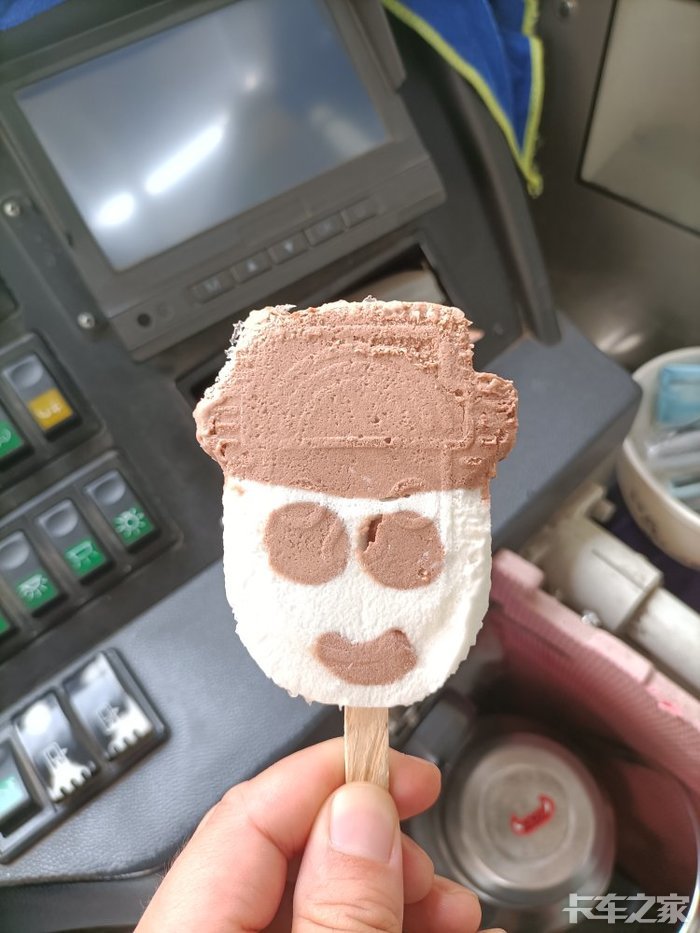 一块钱的小雪人雪糕小时候的记忆