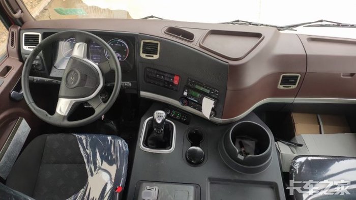 江淮格尔发,国六前四后八平板运输车:k5