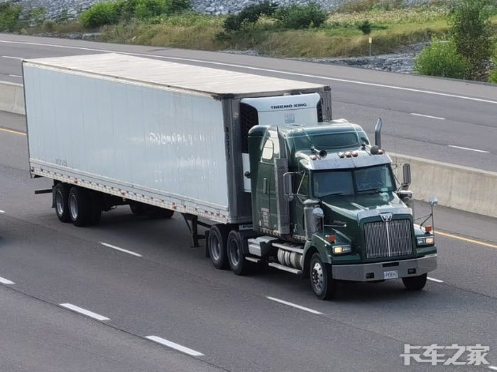 融合发展的sba型卡车加拿大401高速公路拍车05