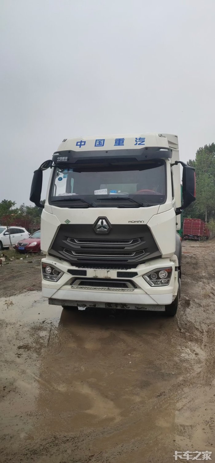 重汽豪瀚440马力国六气车