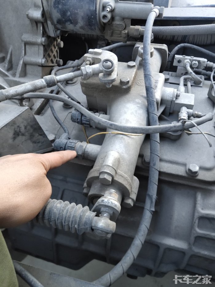 法士特12档变速箱如果出现空档开关坏掉