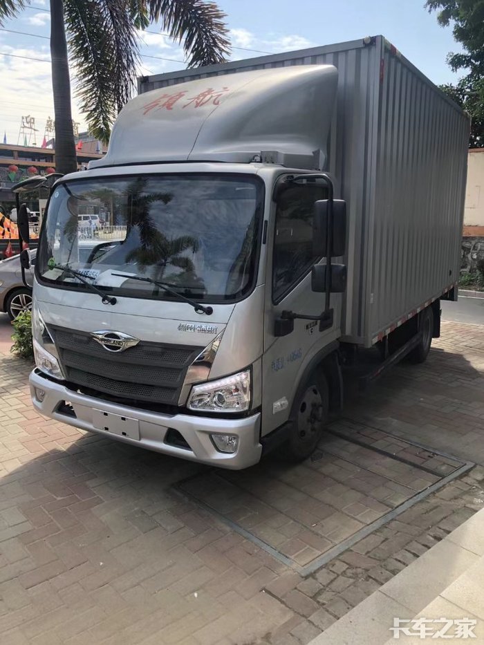 大神带你上车福田时代领航5轻卡界的天