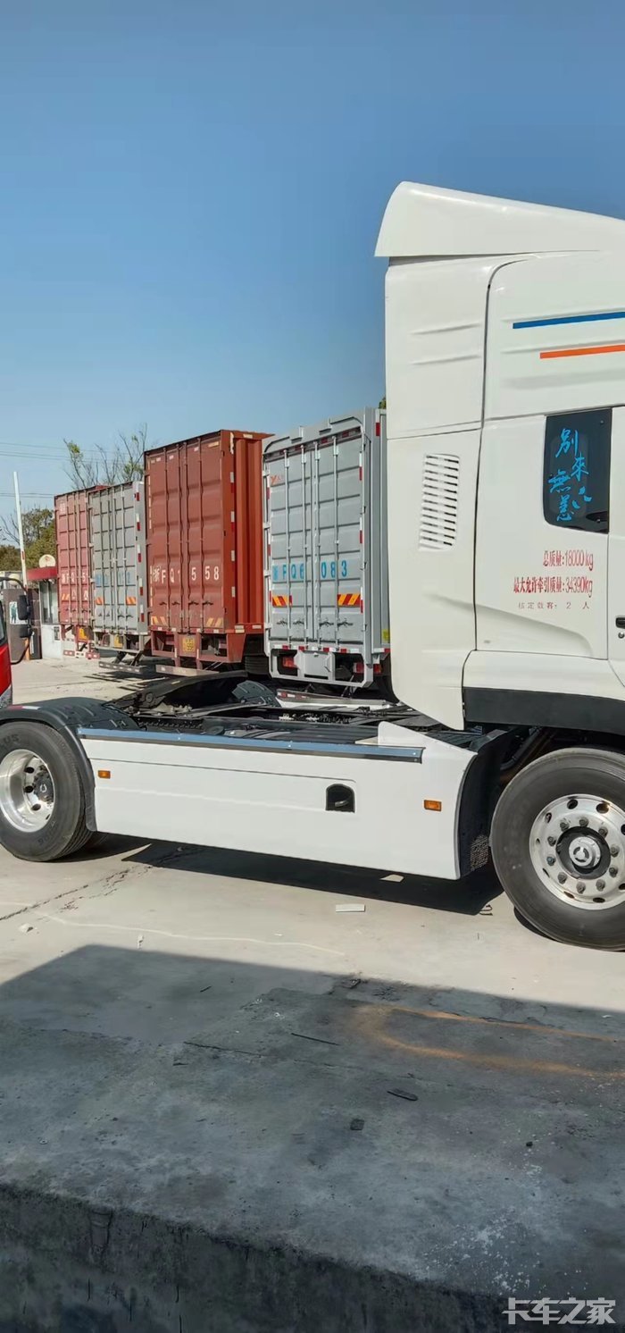 东风天龙侧裙板