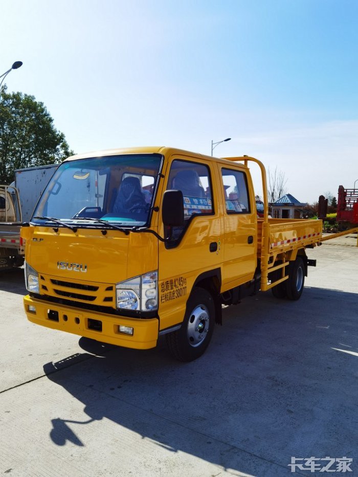 六安庆铃五十铃黄色工程车在各个工程领域