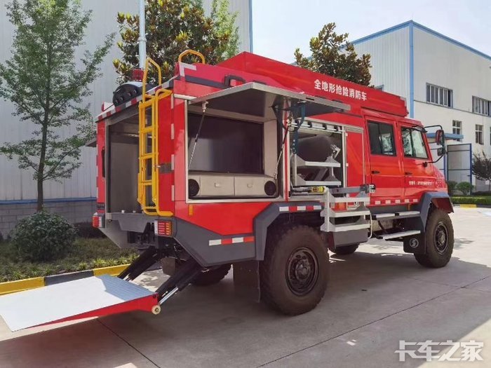 陕汽sx211944全地形抢险救援车