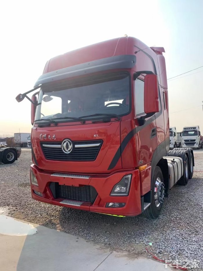 20年5月东风天龙kl465马力雷诺发